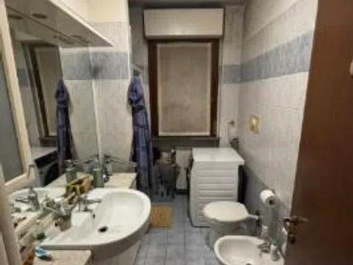 Appartamento trilocale in vendita in Via Mora E Gibin, Centro, Borgomanero