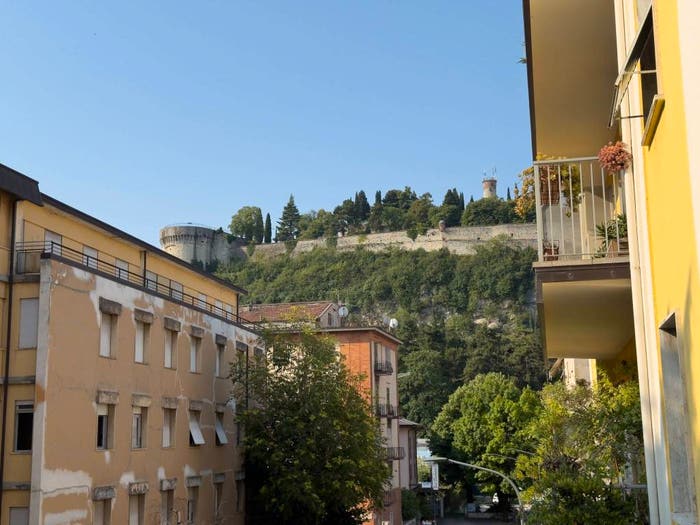 Appartamento quadrilocale in vendita in Crocifissa di Rosa, Brescia