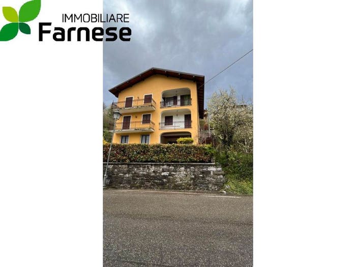 Appartamento quadrilocale in vendita in Corso Genova, Centro, Ferriere