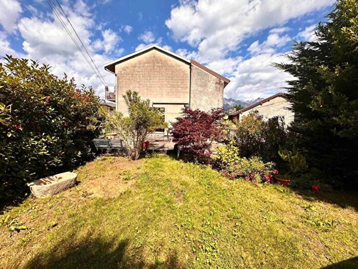 Casa quadrilocale in vendita in Colico Piano, Colico