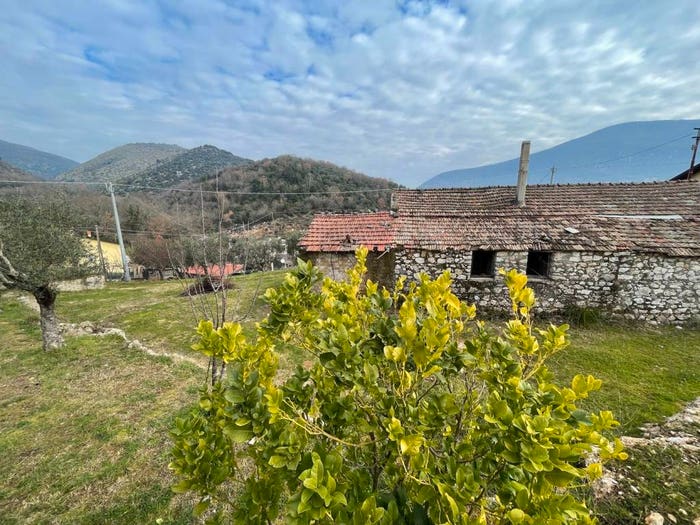 Casa quadrilocale in vendita in Via Fosso del Carpino, Giuliano di Roma