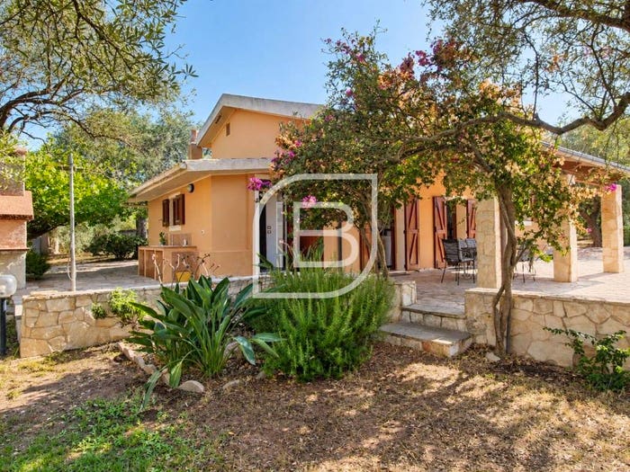 Casa quadrilocale in vendita in Strada Vicinale Sant'Anna Pollina, Mercede Calabona, Alghero