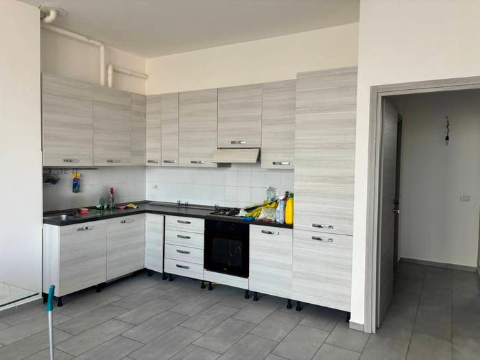 Appartamento quadrilocale in vendita in Via Alessandro Volta, Centro, Luisago