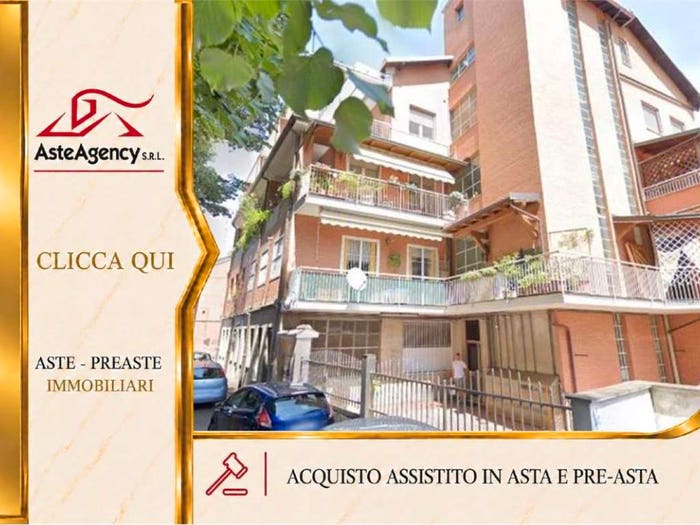 Appartamento trilocale in vendita in Via S Carlo, Centro, Garbagnate Milanese