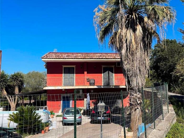 Appartamento con 6 locali in vendita in Via vicinale svizzero n, Marano di Napoli
