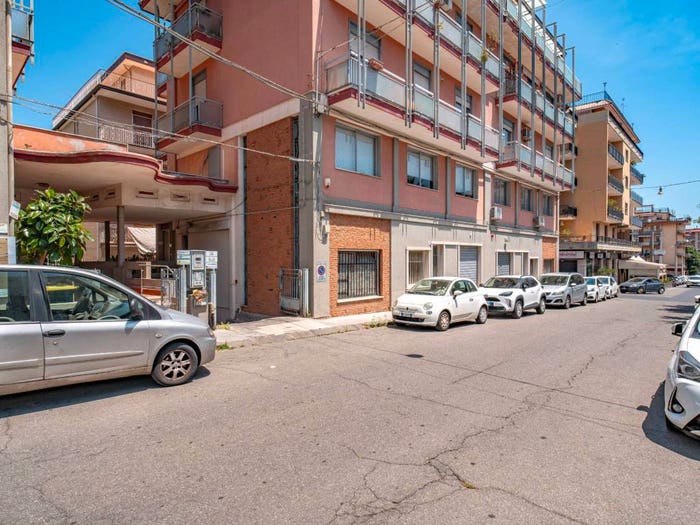 Appartamento quadrilocale in vendita in quintino sella, Centro, Giarre