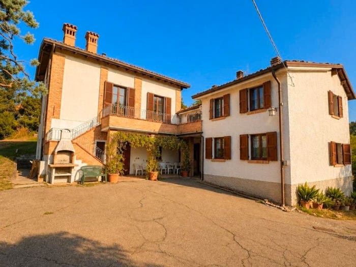Appartamento trilocale in vendita in Via Melegaro, Baiso