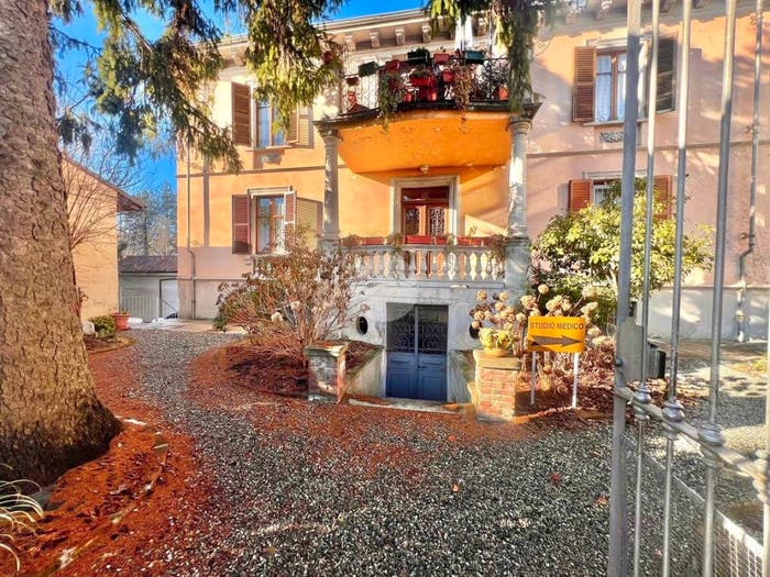 Appartamento con 5 locali in vendita in Corso Laghi, Centro, Avigliana