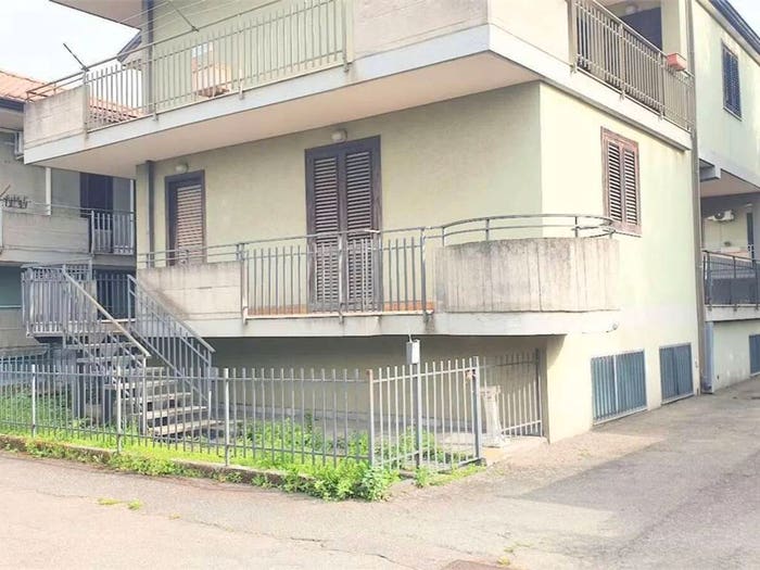 Appartamento con 5 locali in vendita in Via Carrata, Mascali