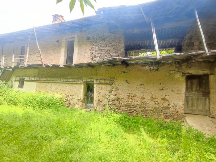 Casa in vendita in Brondello