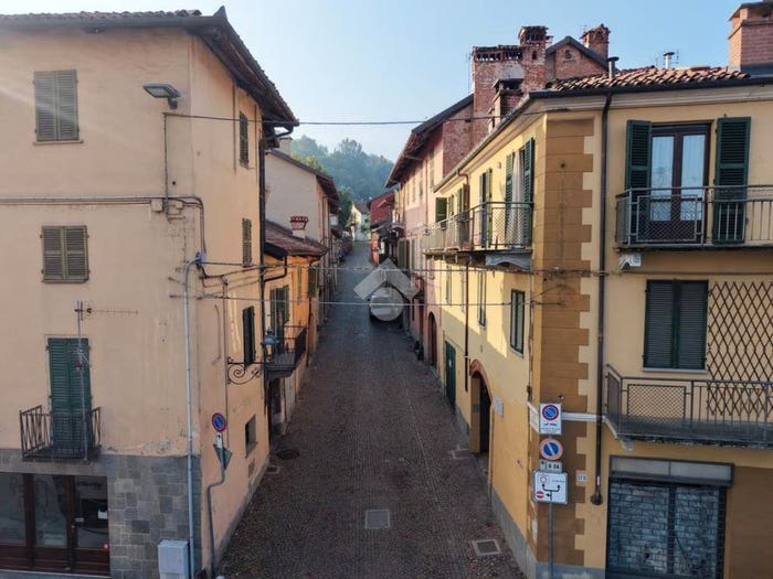 Appartamento trilocale in affitto in Via san martino, Centro, Saluzzo