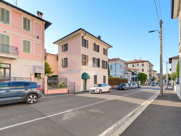 Appartamento trilocale in vendita in APPARTAMENTO VIA COSTANTINO QUARANTA, Porta Venezia, Brescia