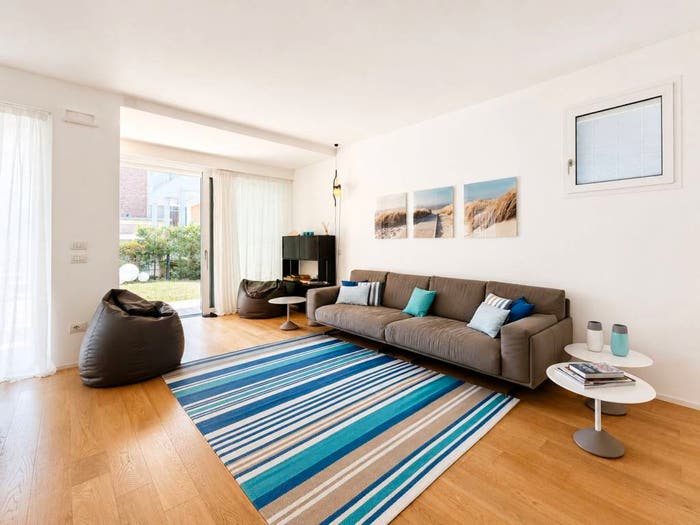 Casa con 6 locali in vendita in Via Andrea Bafile Accesso al Mare, Lido Centro Ovest, Jesolo