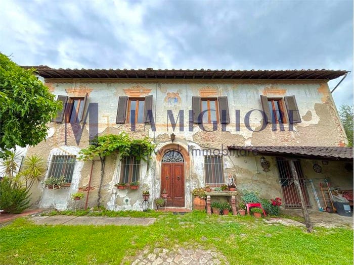 Appartamento quadrilocale in vendita in Via Risorgimento, Montale