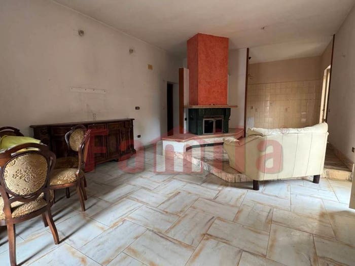 Appartamento quadrilocale in vendita in Via Giacomo Leopardi, Baiano