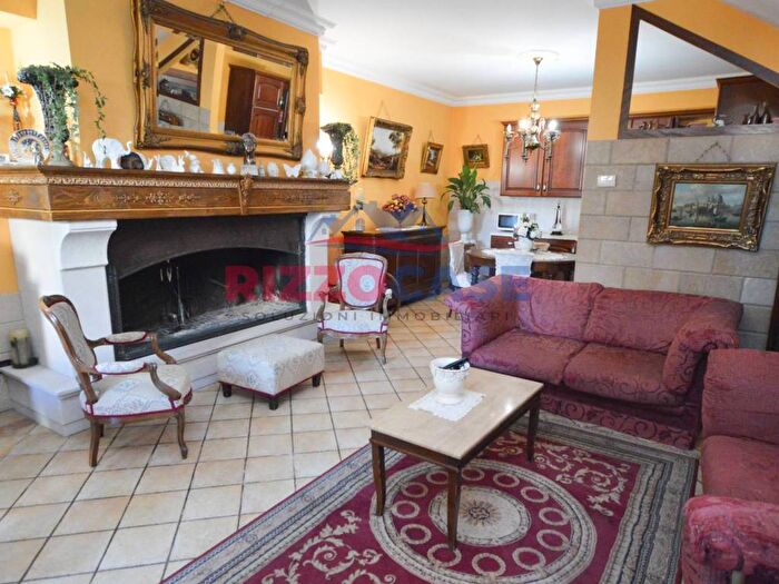Casa con 5 locali in vendita in Via Pigafetta, CoriglianoRossano