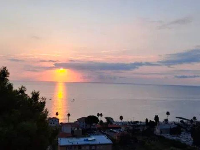 Appartamento quadrilocale in vendita in Monaco, Laigueglia