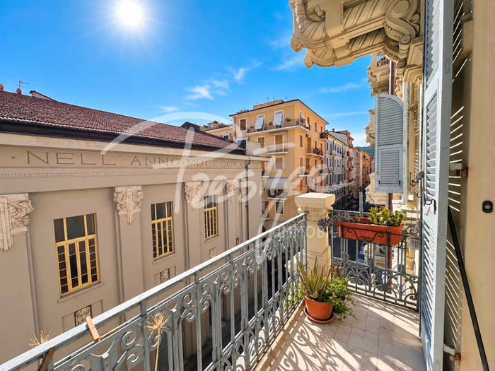 Appartamento con 5 locali in vendita in Via Roma, Umbertino Giugno, La Spezia