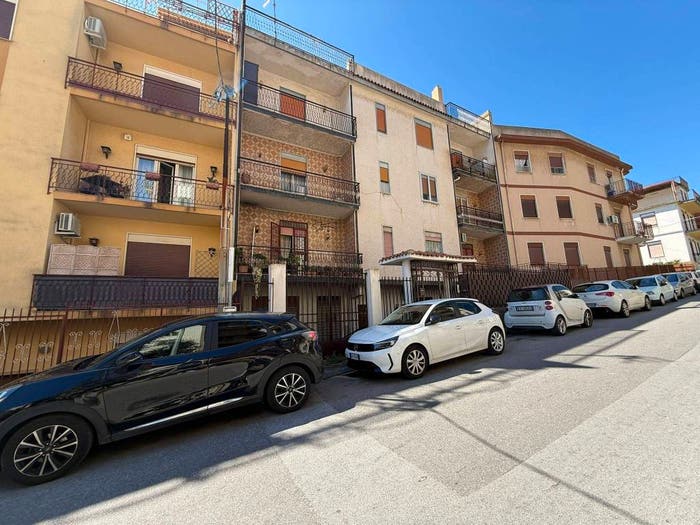 Appartamento con 5 locali in vendita in SP, Mili, Messina