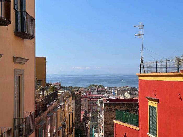 Appartamento bilocale in vendita in Vico Santa Maria Apparente, Chiaia, Napoli
