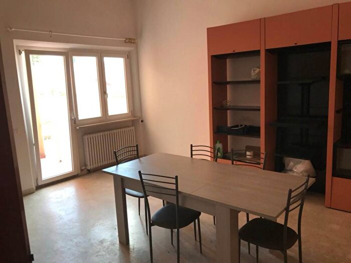Appartamento con 5 locali in vendita in Via Martiri della Resistenza, Valle Miano, Ancona