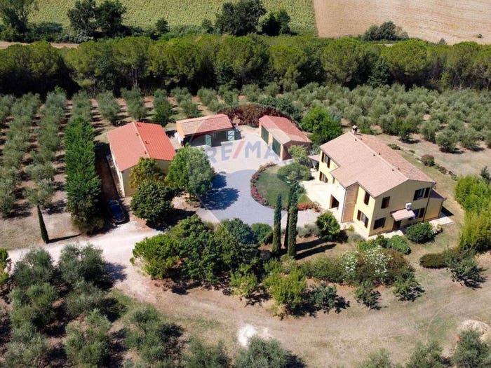 Casa con 6 locali in vendita in CONTRADA LAMATICCI, Morrovalle
