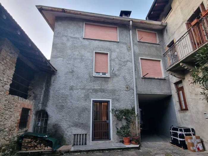 Appartamento bilocale in vendita in Vicolo del Torchio, Castello Cabiaglio
