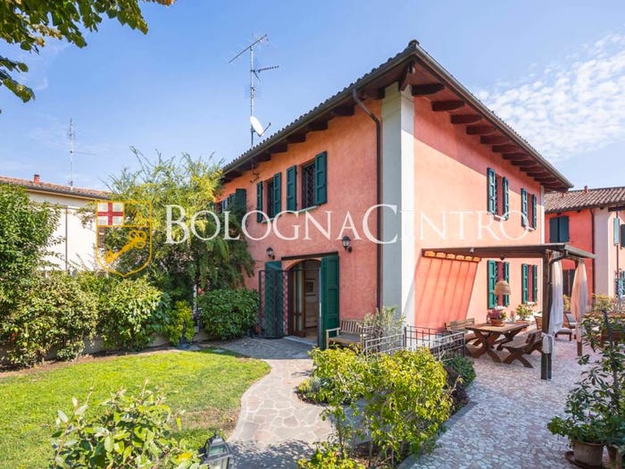 Casa con 6 locali in vendita in Via Giorgione, Santa Viola, Bologna