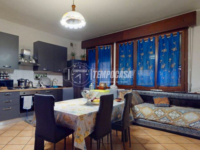 Appartamento trilocale in vendita in Via Roma, Centro, Marano sul Panaro