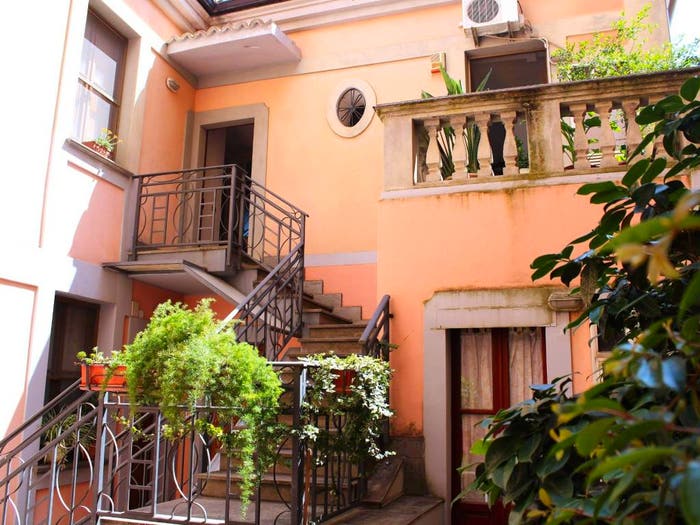 Casa con 6 locali in vendita in Vico Catalano, Centro Storico, Catanzaro