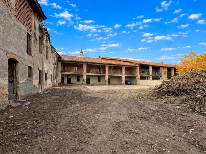 Casa con 6 locali in vendita in Via Don Callisto Scotti, Cizzago Comezzano, ComezzanoCizzago