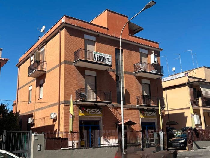 Appartamento quadrilocale in vendita in Via Maremmana Inferiore, Villanova, Guidonia Montecelio