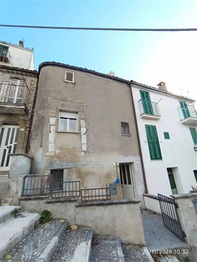 Casa trilocale in vendita in via maiella, Centro, Casoli