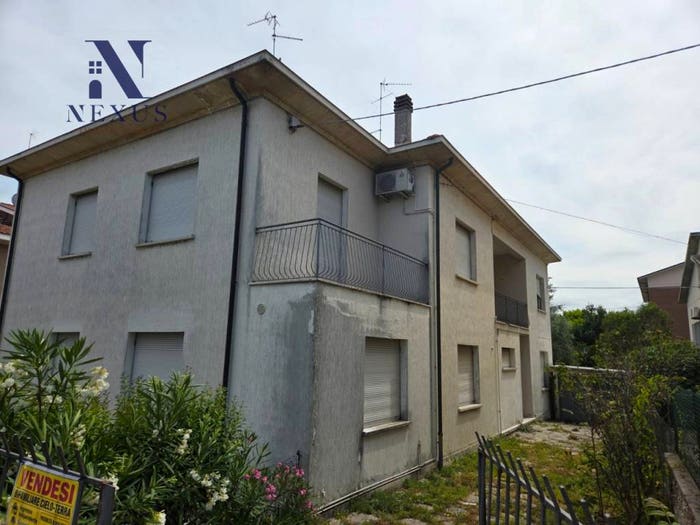 Casa con 5 locali in vendita in Via Caduti del Mare, Sassonia, Fano