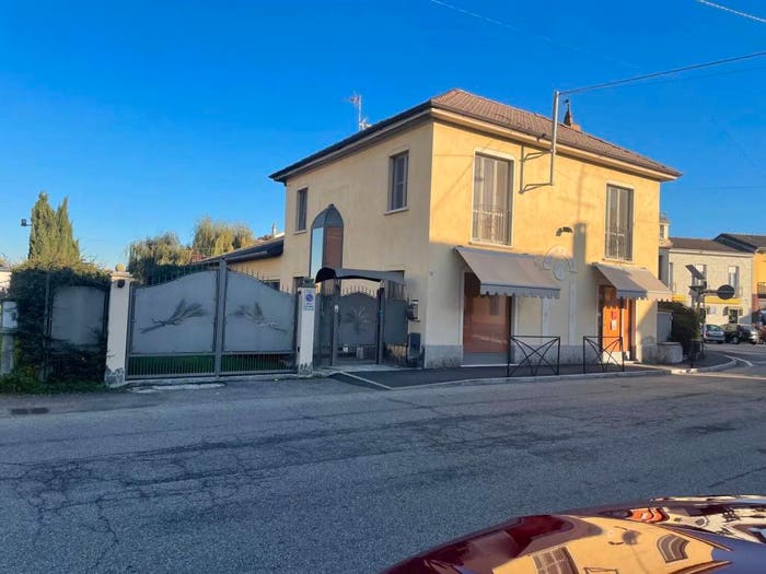 Casa in vendita in Via Roma, Centro, Giussago