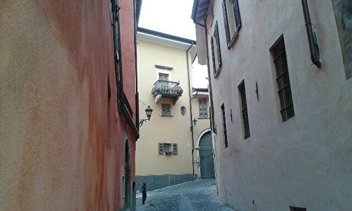 Appartamento quadrilocale in vendita in Piazzetta San Giorgio, Castello Via Musei, Brescia