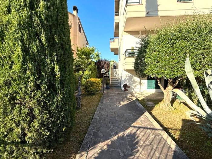 Casa con 6 locali in vendita in Viale Giacomo Matteotti, Zona Mensa Via Toscana, Certaldo