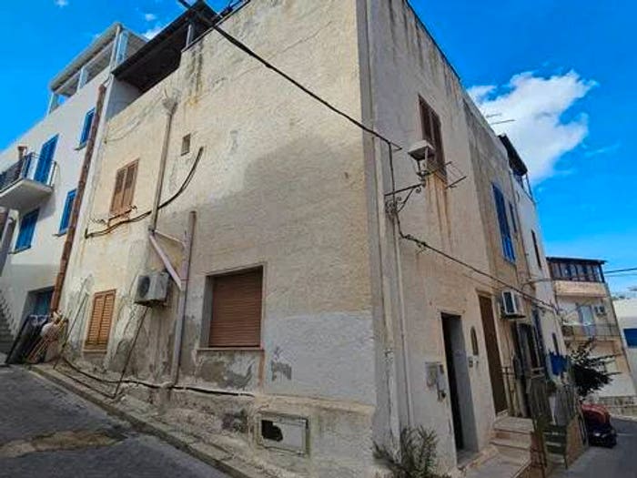 Casa con 6 locali in vendita in Via Gavino, Marettimo, Favignana