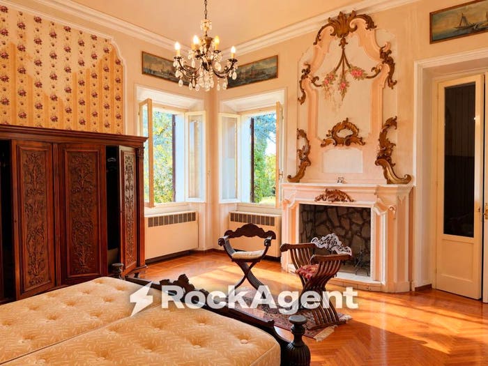 Casa con 6 locali in vendita in Via Roversano, San Carlo Roversano, Cesena