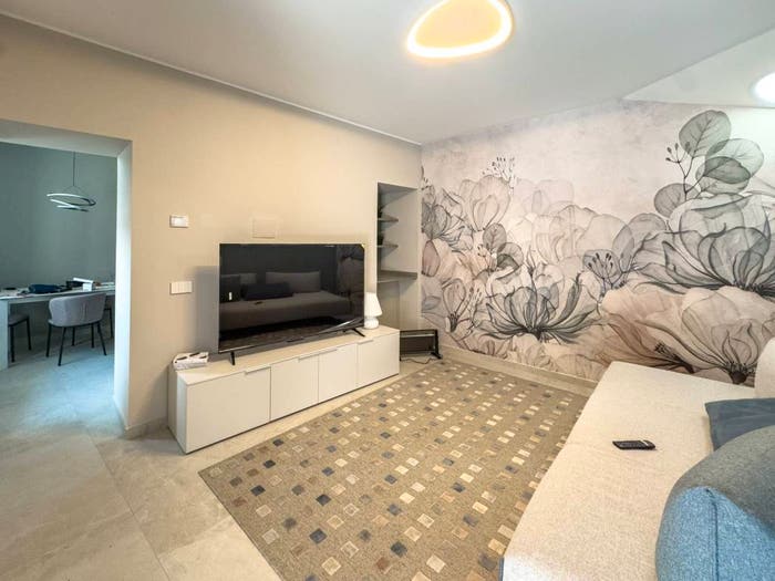 Appartamento trilocale in vendita in Via San Pietro, Centro, Cantello
