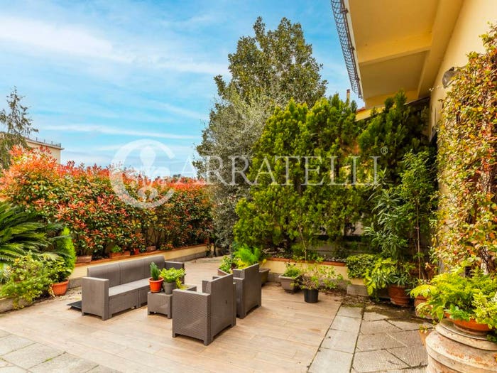Casa con 6 locali in vendita in Piazza di San Jacopino, Porta al Prato San Jacopino, Firenze