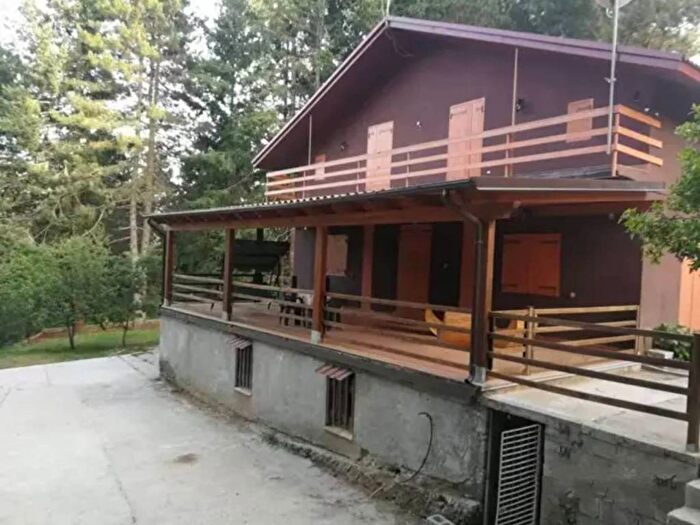 Casa con 5 locali in vendita in Via degli Ontani, Potame, Domanico