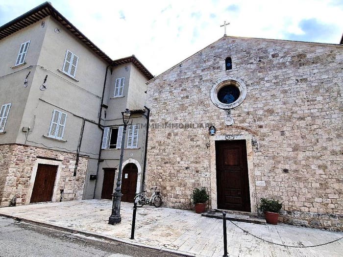 Appartamento trilocale in vendita in VIA ADRIANO Rigantè, Ascoli Piceno