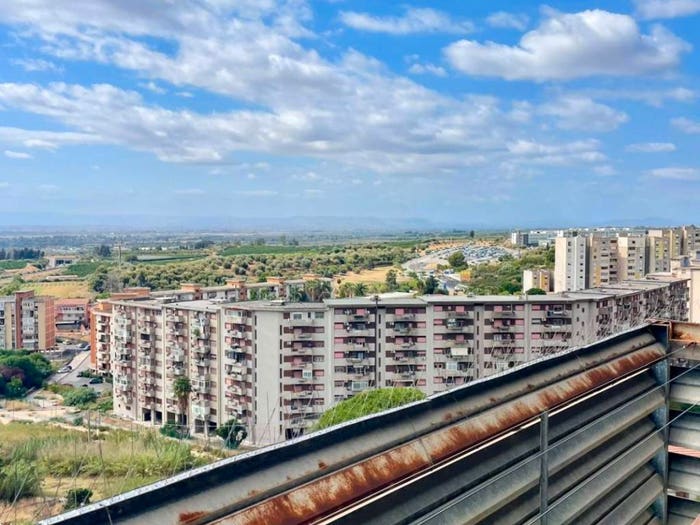 Appartamento quadrilocale in vendita in Viale Bummacaro, Librino Zia Lisa, Catania