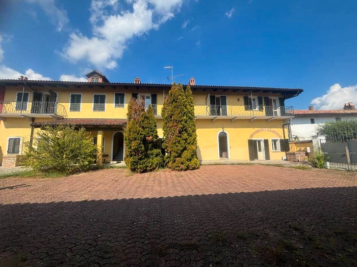Casa con 6 locali in vendita in Via Madonna della Neve, Bricco, Murisengo Monferrato
