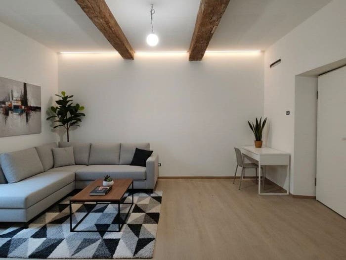 Appartamento trilocale in vendita in Borgo Giacomo Tommasini, Centro Storico, Parma