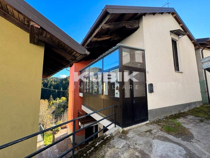 Casa bilocale in vendita in Frazione Vinaio, Lauco