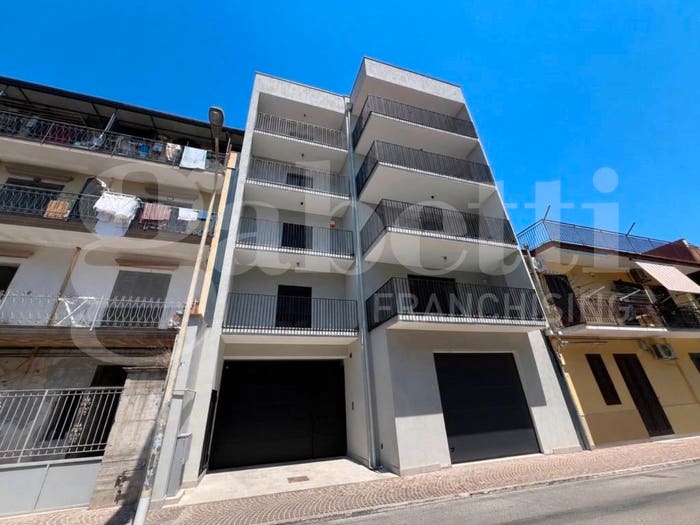 Appartamento quadrilocale in vendita in I Traversa FA Giordano, Frattamaggiore