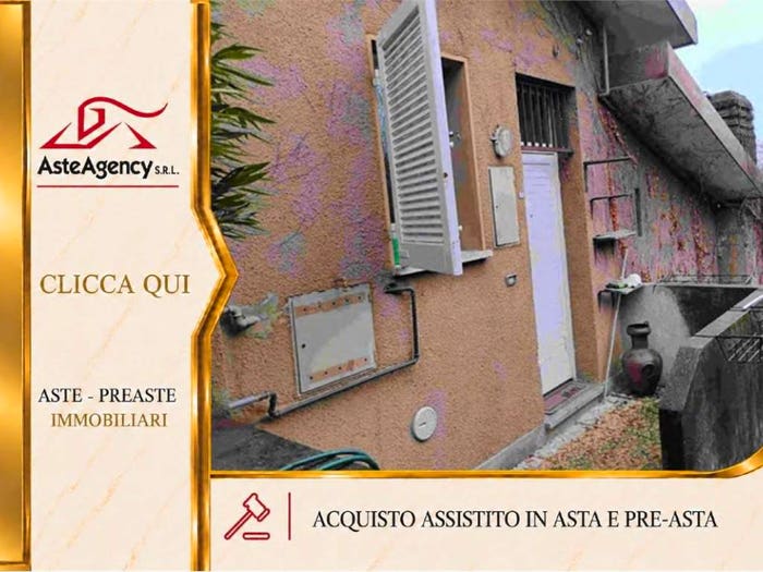 Casa con 5 locali in vendita in Via Enrico Fermi, Bardello con Malgesso e Bregano