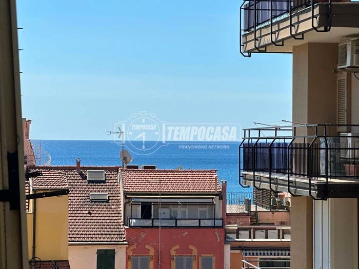 Appartamento trilocale in vendita in Corso Europa A, Centro, Loano